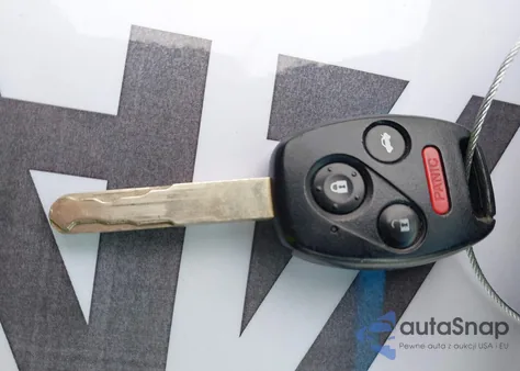 2005 Honda Accord Hybrid Ima z USA, uszkodzony, nr VIN JHMCN36545C016824